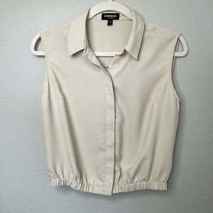 Express Portofino Sleeveless waist length button blouse